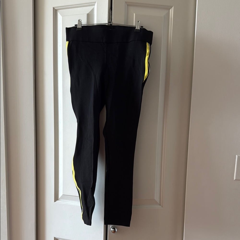 Zara Stretchy Black and Yellow Leggings with Sporty Stripe